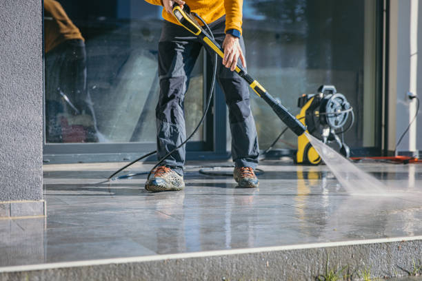 Best Pool Deck Cleaning  in Rock Falls, IL